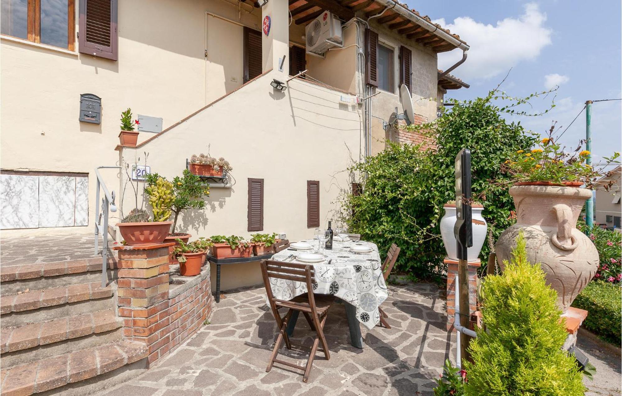 Awesome Home In Montefoscoli With Wifi Kültér fotó